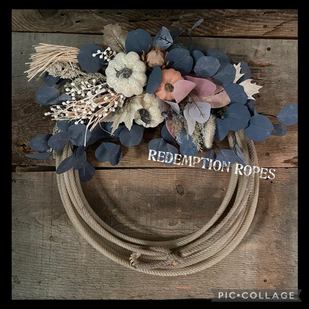 Rustic farmhouse rope wreath